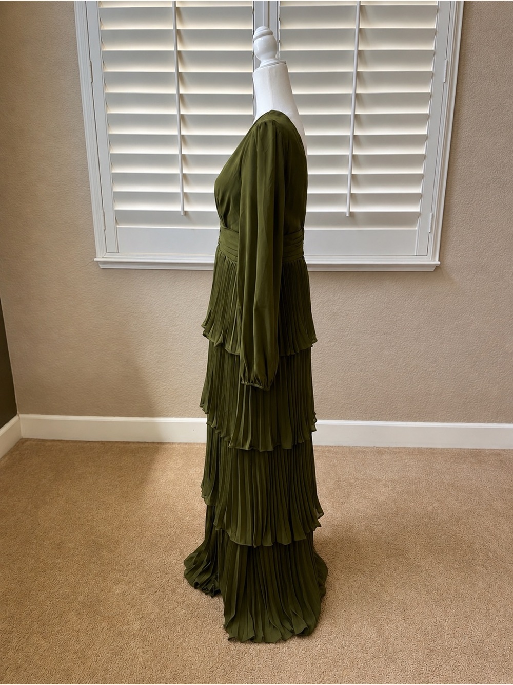 Lulus Graceful Finesse Olive Green Pleated Long Sleeve Maxi Dress - Size M - Picture 4 of 6